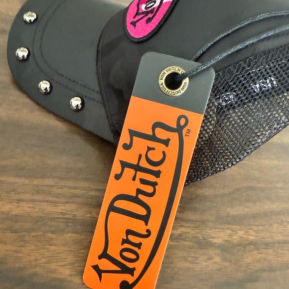 Von Dutch Trucker Hat - Picture 2 of 3